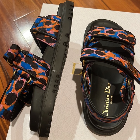 Dioract Sandals - Picture 7 of 13